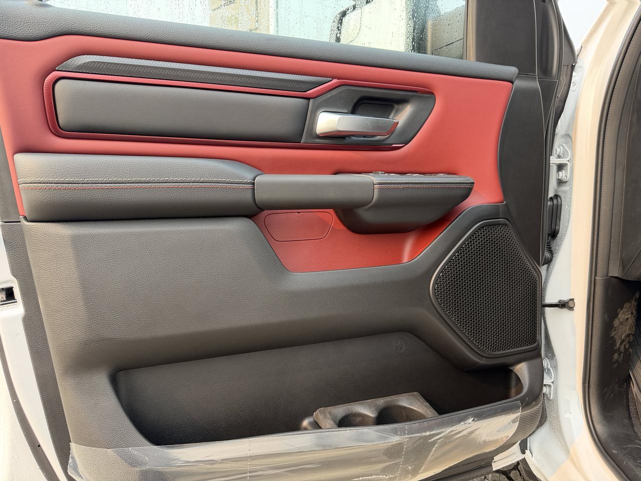 2026 Ram 1500 Rebel Crew Cab 4x4 | V8 Hybrid | Off-Road Suspension | Touchscreen Display | NAV Redwater AB