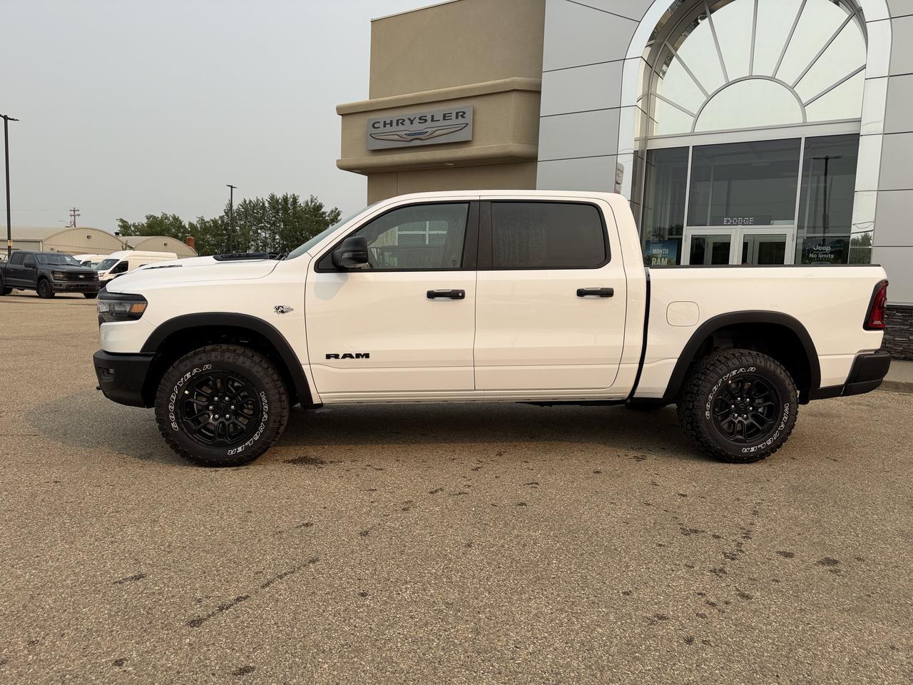 2026 Ram 1500 Rebel Crew Cab 4x4 | V8 Hybrid | Off-Road Suspension | Touchscreen Display | NAV Redwater AB
