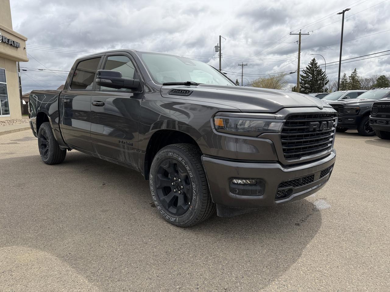 2026 Ram 1500 Sport Crew Cab 4x4 | 3L Hurricane | 12IN Display | NAV | Heated Seats | Remote Start | 20IN Wheels Redwater AB