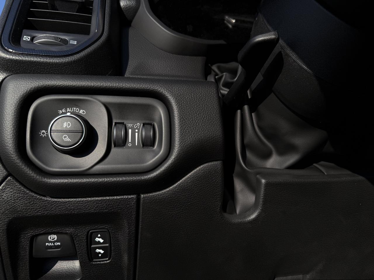 2026 Ram 1500 Sport Crew Cab 4x4 | 3L Hurricane | Forged Blue | Black Interior | 12IN Display | Heated Seats Redwater AB