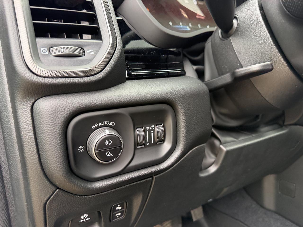2026 Ram 1500 Sport Crew Cab 4x4 | 3L Hurricane | Pano Sunroof | Black Leather | Heated Vented Seats | NAV Redwater AB