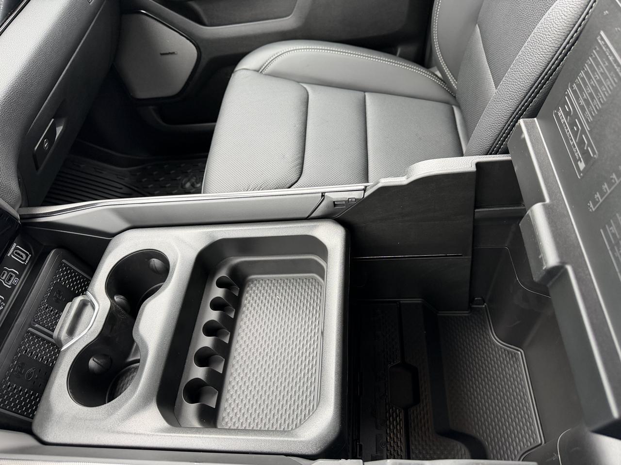 2026 Ram 1500 Sport Crew Cab 4x4 | 3L Hurricane | Pano Sunroof | Black Leather | Heated Vented Seats | NAV Redwater AB