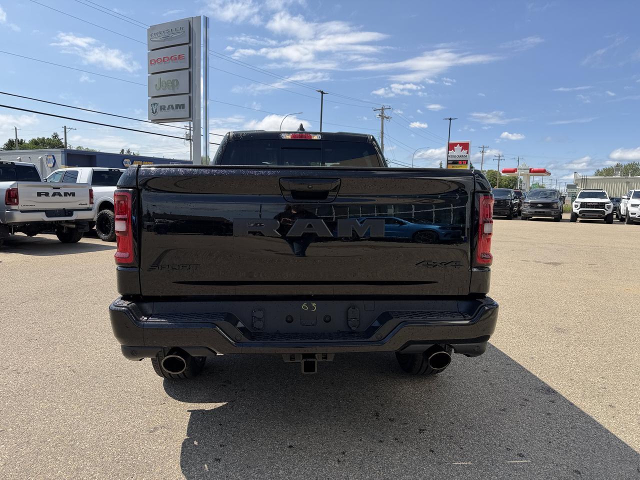 2026 Ram 1500 Sport Crew Cab 4x4 | 3L Hurricane | Pano Sunroof | Black Leather | Heated Vented Seats | NAV Redwater AB