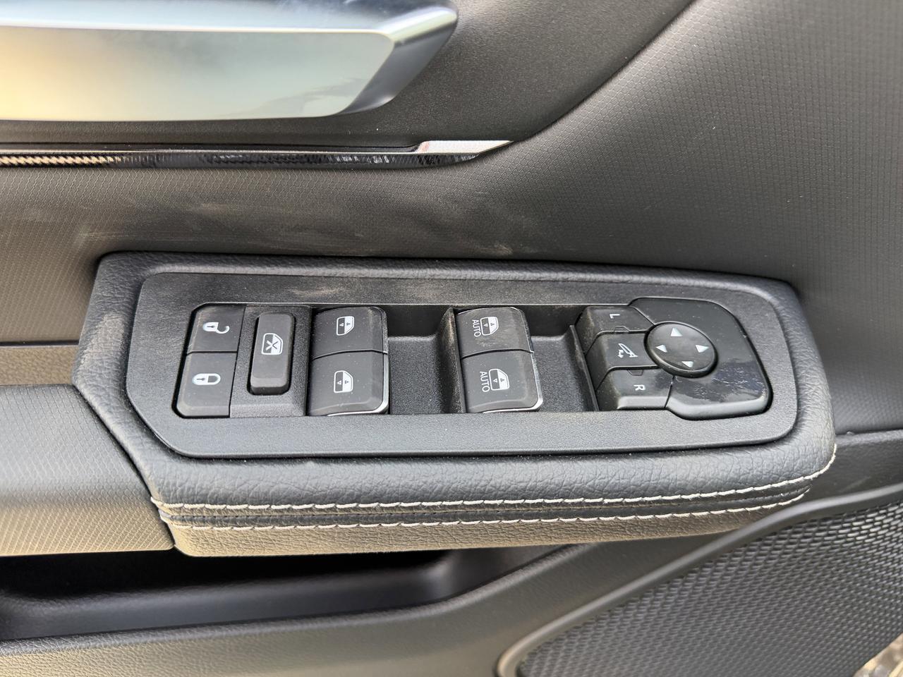 2026 Ram 1500 Sport Crew Cab 4x4 | HEMI V8 | Pano Sunroof | 12IN Display | NAV | Heated Seats | Granite Crystal Redwater AB