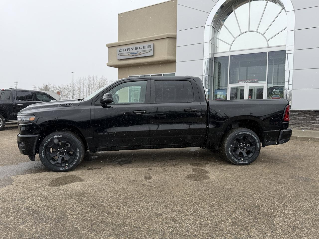 2026 Ram 1500 Sport Crew Cab 4x4 | Hurricane Twin Turbo | Diamond Black | Dual-Pane Panoramic Sunroof | 12IN NAV Redwater AB