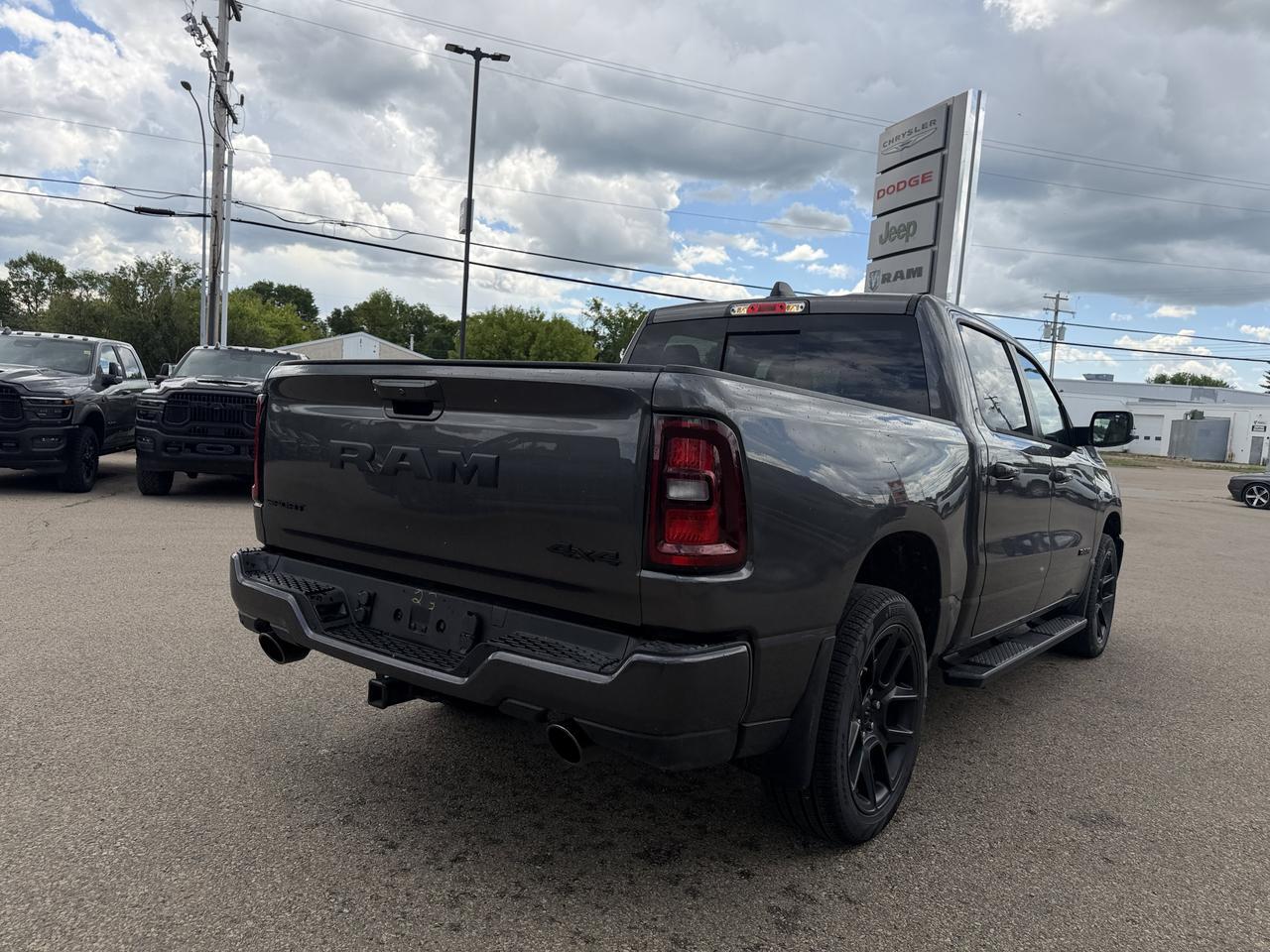 2026 Ram 1500 Sport Crew Cab 4x4 | Rig Ready Ram | HEMI V8 | Night Edition | Black Leather | Pano Sunroof | NAV Redwater AB