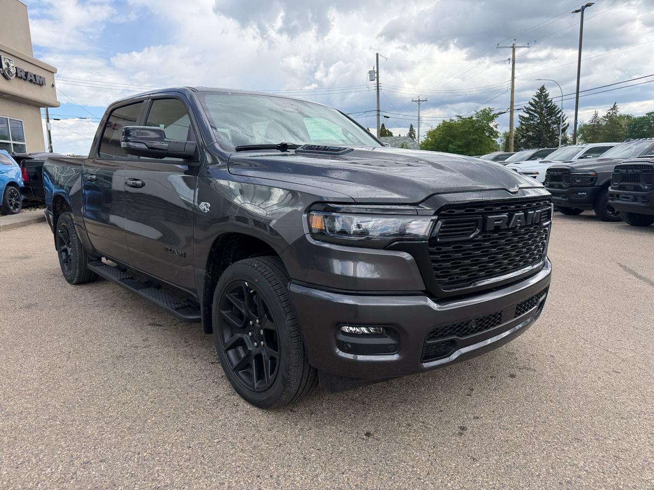 2026 Ram 1500 Sport Crew Cab 4x4 | Rig Ready Ram | HEMI V8 | Night Edition | Black Leather | Pano Sunroof | NAV Redwater AB