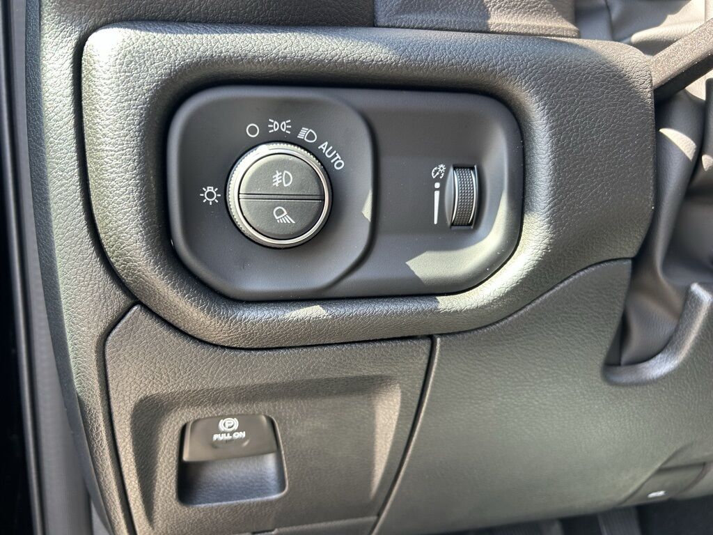 2026 Ram 1500 Tradesman Crestwood KY
