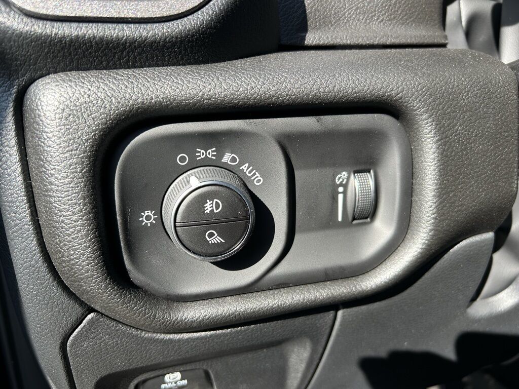 2026 Ram 1500 Tradesman Crestwood KY