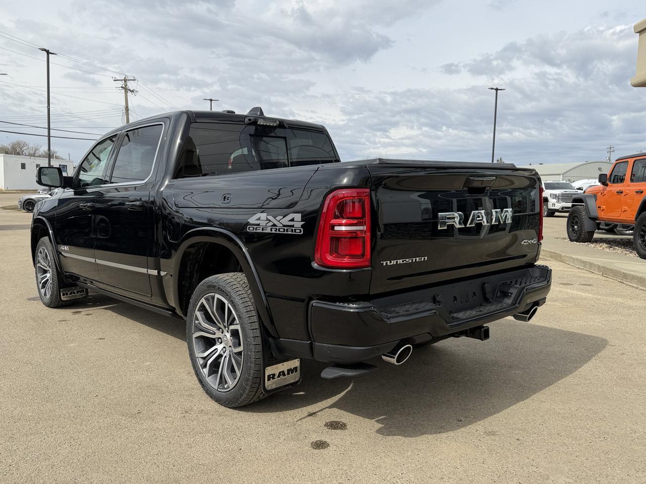 2026 Ram 1500 Tungsten 4x4 | Diamond Black | Hurricane HO I6 | 22IN Wheels | 23-Speaker Klipsch Audio Redwater AB