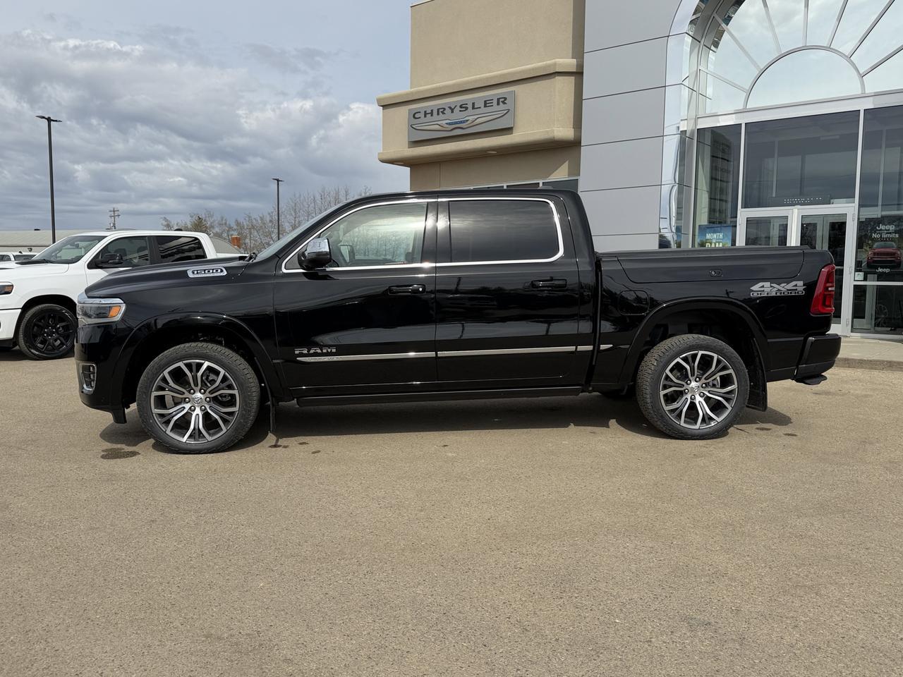 2026 Ram 1500 Tungsten 4x4 | Diamond Black | Hurricane HO I6 | 22IN Wheels | 23-Speaker Klipsch Audio Redwater AB