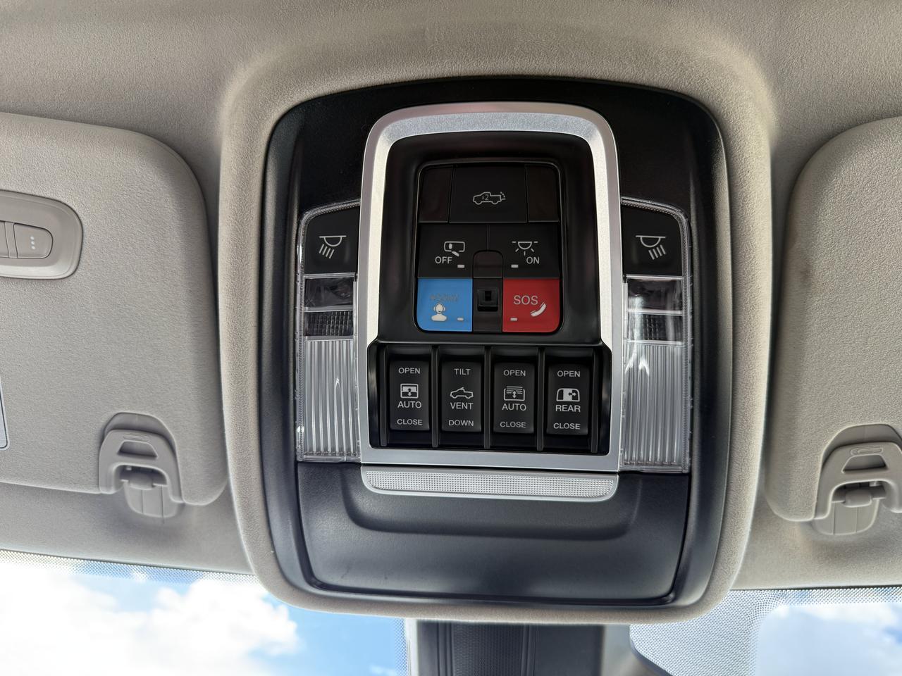 2026 Ram 1500 Tungsten Crew Cab 4x4 | 3L Twin Turbo | Serrano Green | Black Leather | Massaging Seats | Sunroof Redwater AB