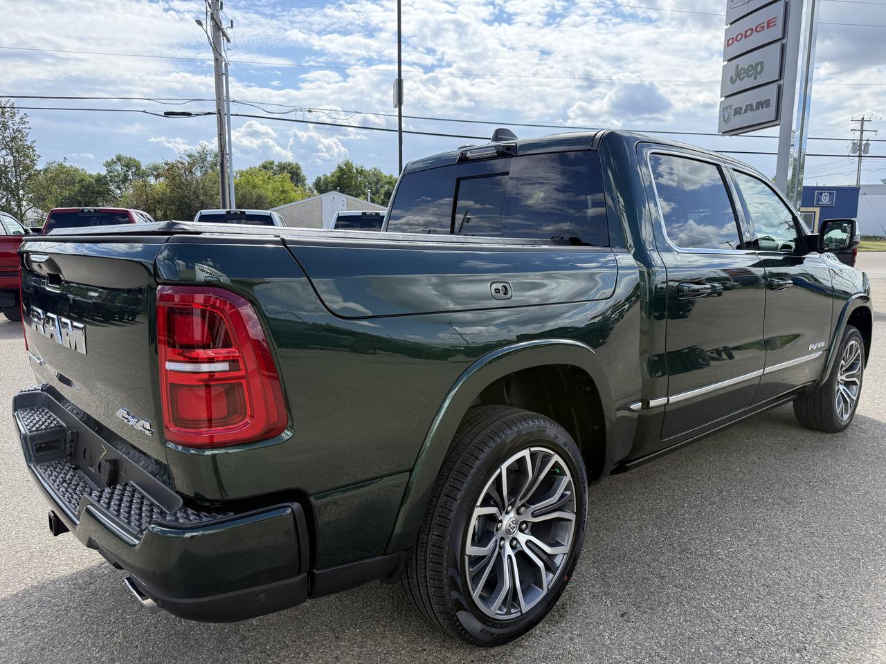 2026 Ram 1500 Tungsten Crew Cab 4x4 | 3L Twin Turbo | Serrano Green | Black Leather | Massaging Seats | Sunroof Redwater AB