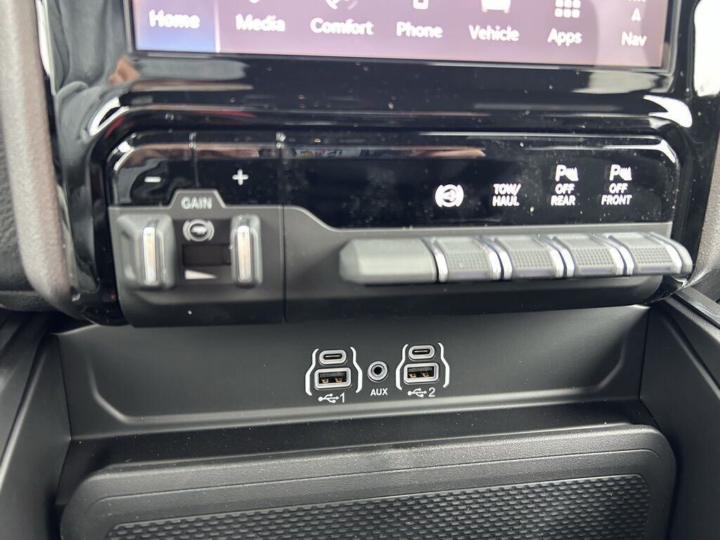 2026 Ram 2500 Big Horn Crestwood KY