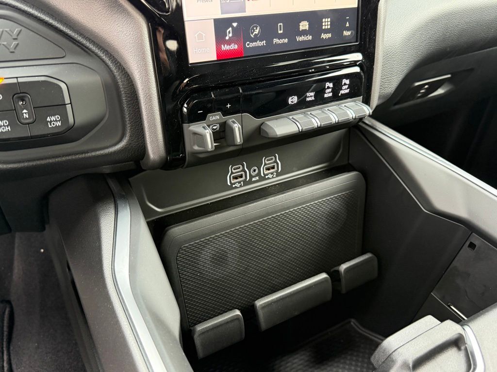 2026 Ram 2500 Big Horn Crestwood KY