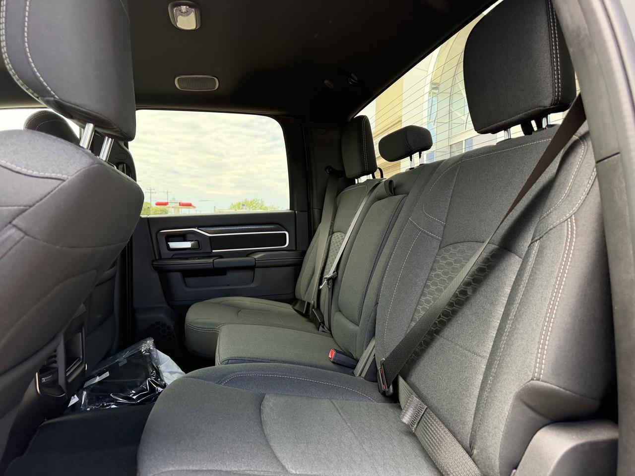 2026 Ram 2500 Big Horn Crew Cab 4x4 | Cummins Diesel | Night Edition | 12IN Touchscreen | NAV | Heated Seats Redwater AB