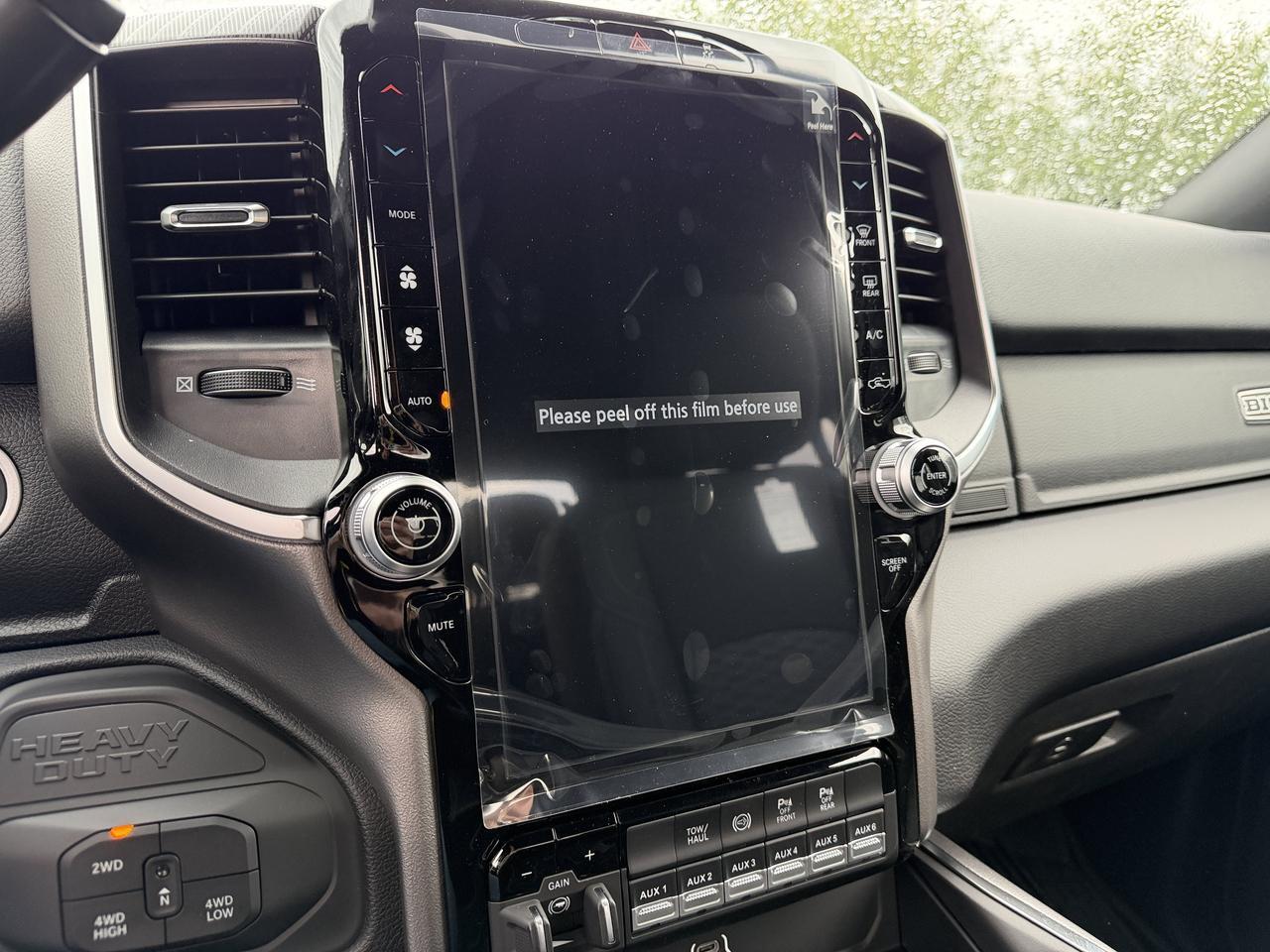 2026 Ram 2500 Big Horn Crew Cab 4x4 | Cummins Diesel | Touchscreen | Trailer Tow Package | Backup Camera Redwater AB