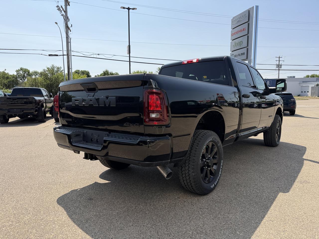 2026 Ram 2500 Big Horn Crew Cab 4x4 | Cummins Diesel | Touchscreen | Trailer Tow Package | Backup Camera Redwater AB
