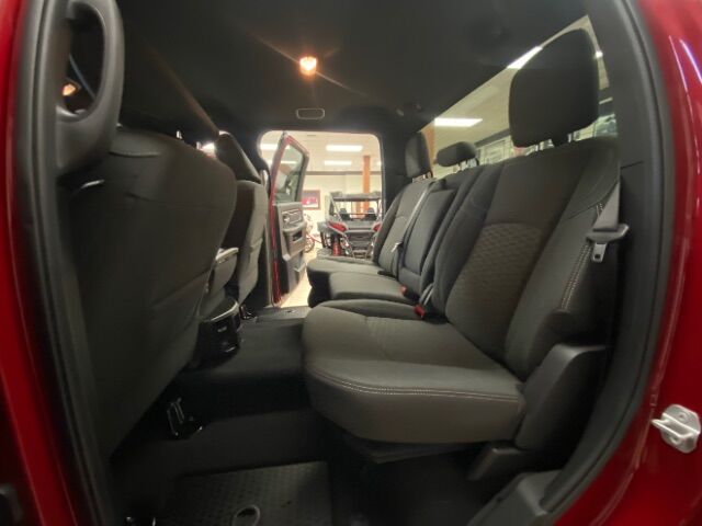 2026 Ram 2500 Big Horn Crew Cab 4x4 6'4" Box night Charlotte NC