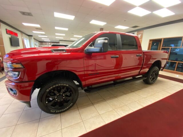2026 Ram 2500 Big Horn Crew Cab 4x4 6'4" Box night edition