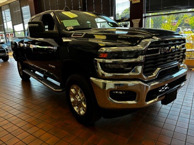 2026 Ram 2500 Big Horn Crew Cab 4x4 6'4 Box