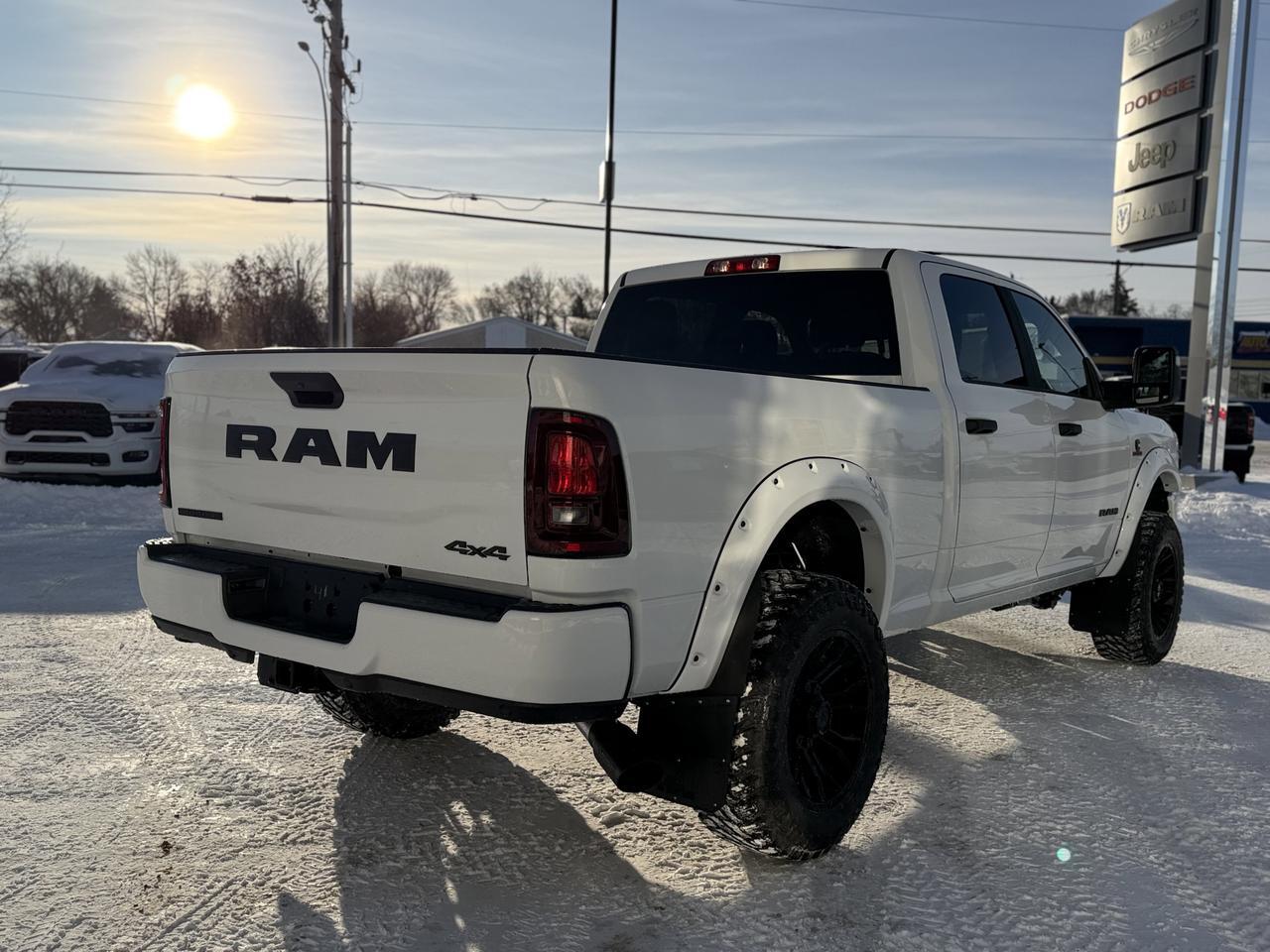 2026 Ram 2500 Big Horn Night Edition Crew Cab 4x4 | Rig Ready Ram | CASPER | Backup Camera | NAV | Remote Start Redwater AB