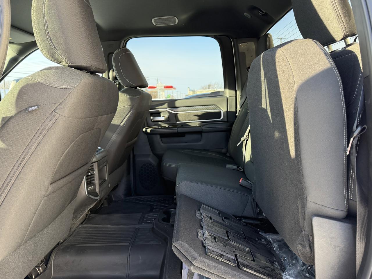 2026 Ram 2500 Big Horn Night Edition Crew Cab 4x4 | Rig Ready Ram | CASPER | Backup Camera | NAV | Remote Start Redwater AB