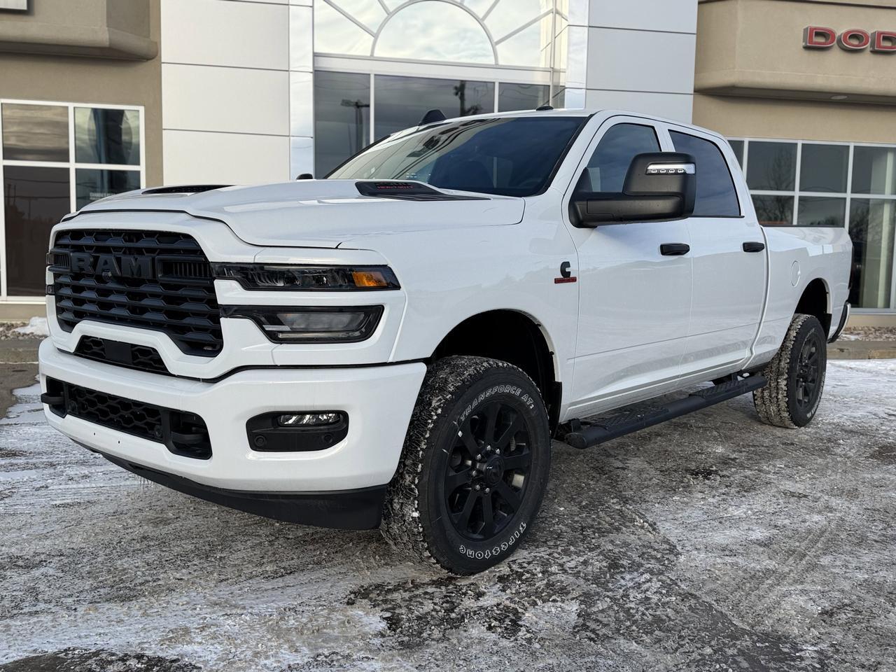 2026 Ram 2500 Black Express Crew Cab 4x4 | Cummins Diesel | 12IN Display | NAV | 5th Wheel Prep | Mopar Steps Redwater AB