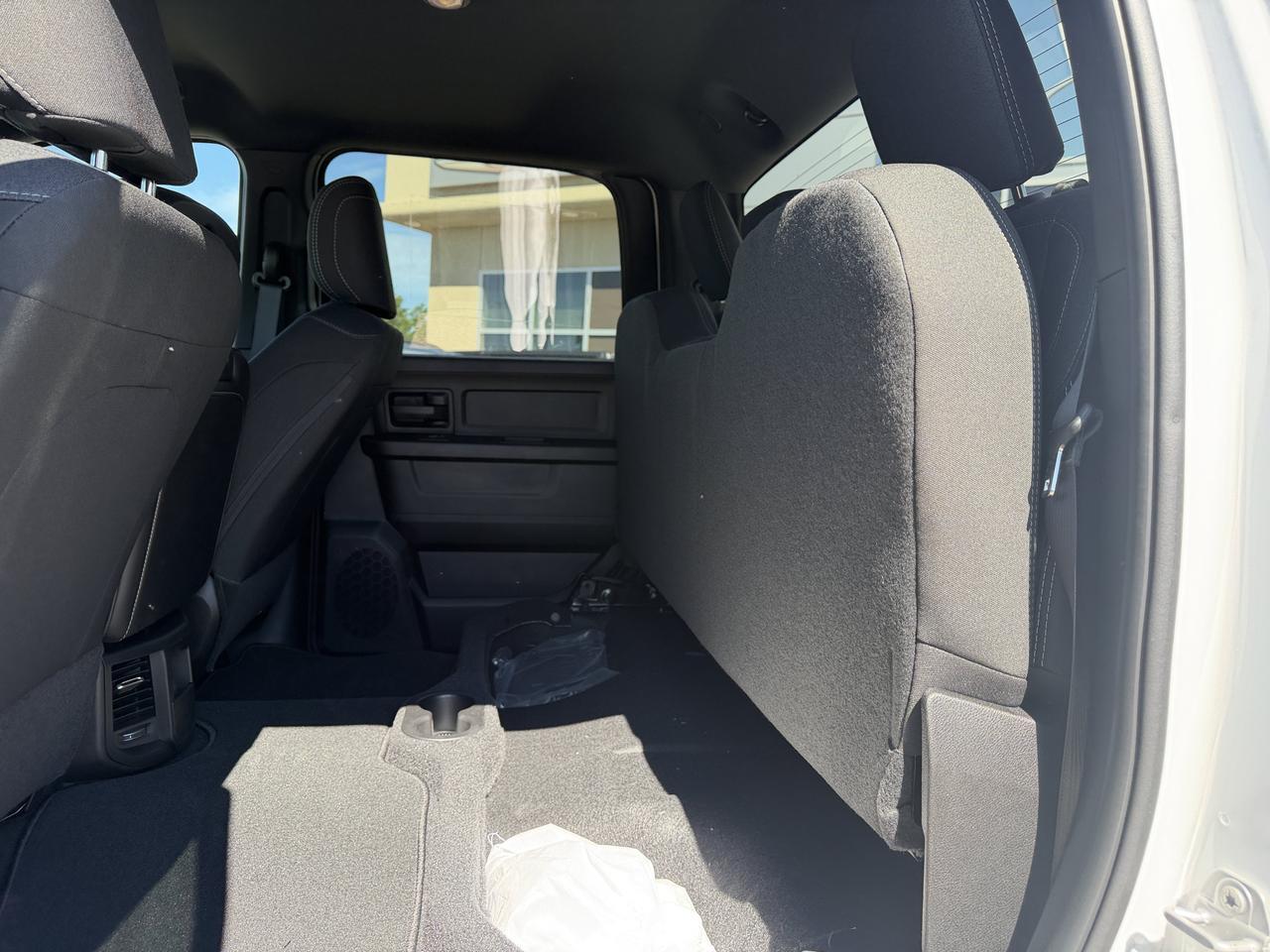 2026 Ram 2500 Black Express Crew Cab 4x4 | HEMI V8 | 20IN Black Wheels | 5th Wheel Prep | NAV | Backup Camera Redwater AB