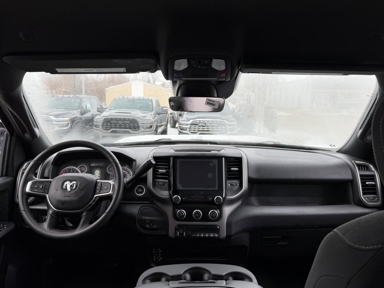 2026 Ram 2500 Black Express Crew Cab 4x4 | HEMI V8 | NAV | Backup Camera | Towing | Cloth Seats Redwater AB