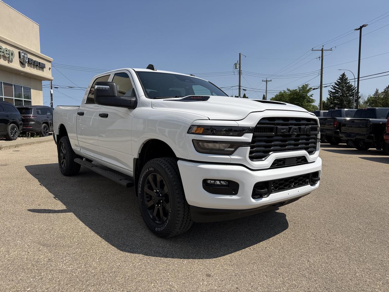 2026 Ram 2500 Black Express Crew Cab 4x4 | V8 HEMI | Black Interior | Bright White | Android Auto Apple CarPlay Redwater AB