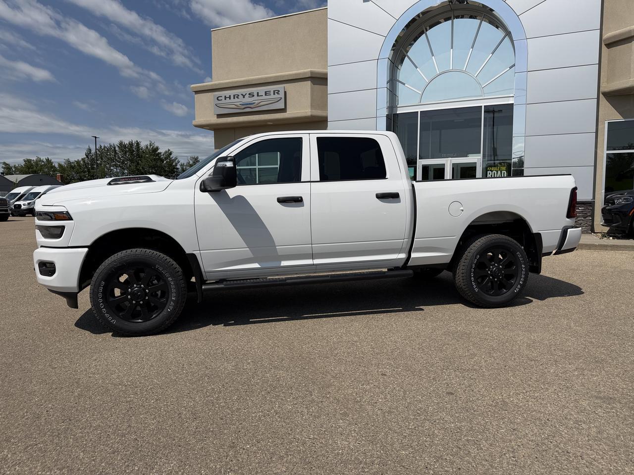 2026 Ram 2500 Black Express Crew Cab 4x4 | V8 HEMI | Black Interior | Bright White | Android Auto Apple CarPlay Redwater AB