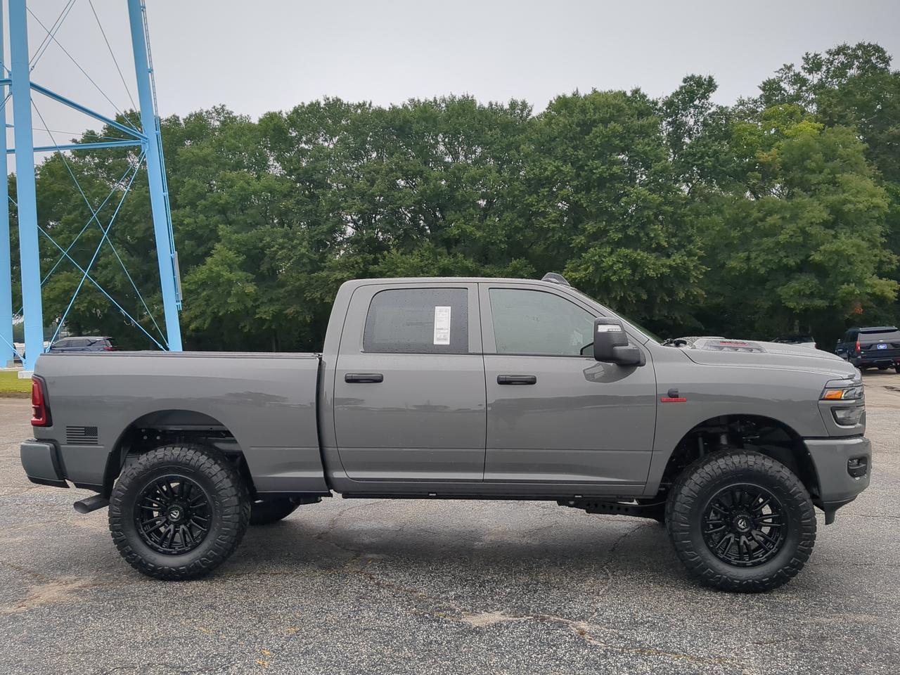 2026 Ram 2500 Black Express Appleton WI