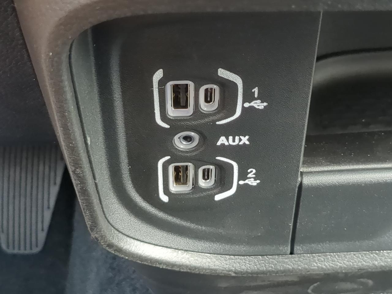 2026 Ram 2500 Black Express Appleton WI