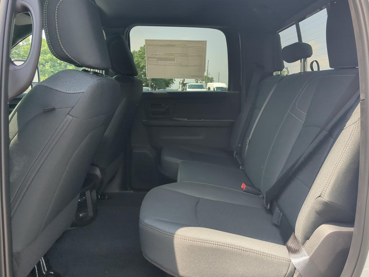 2026 Ram 2500 Black Express Appleton WI