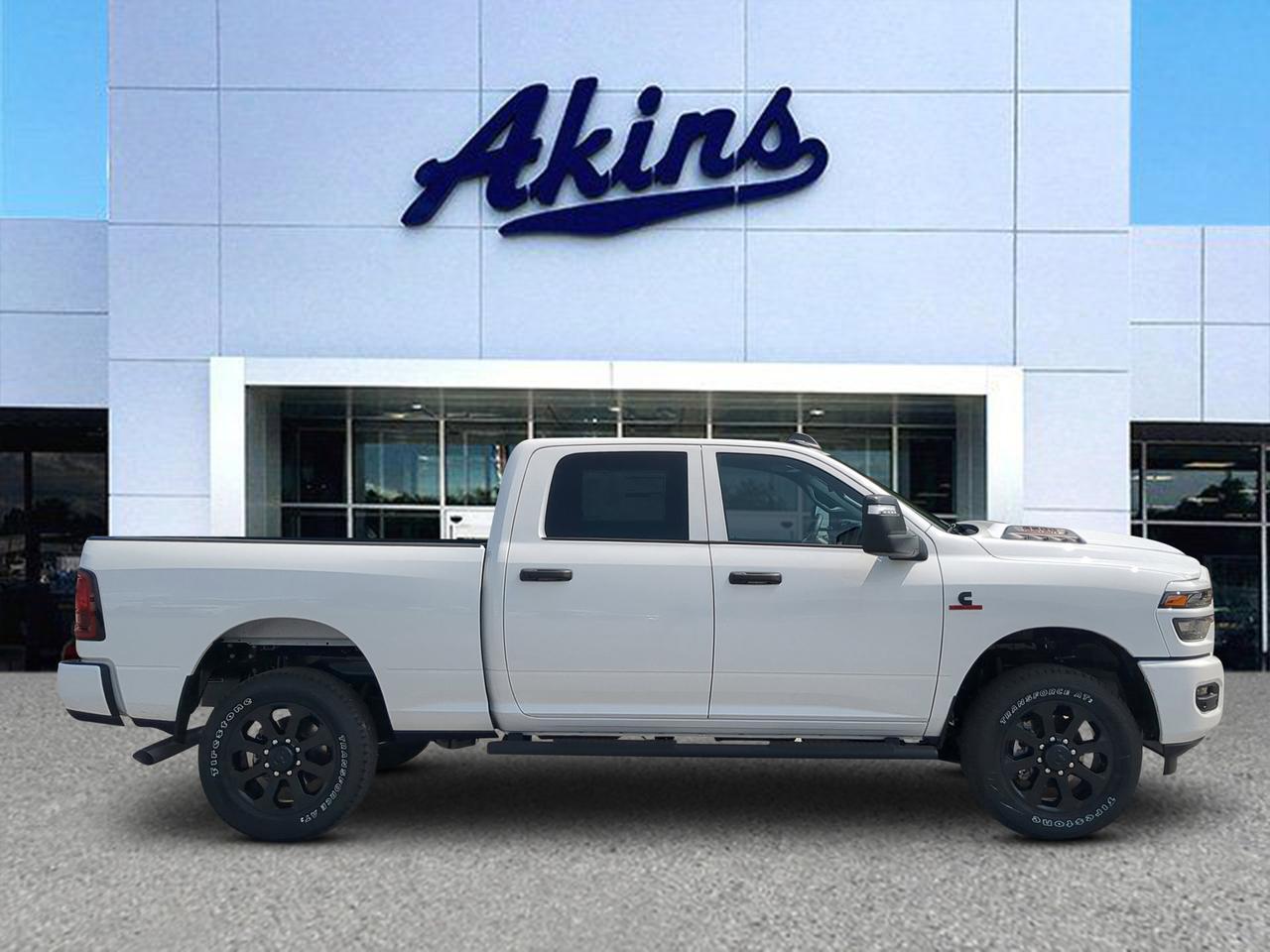 2026 Ram 2500 Black Express Appleton WI