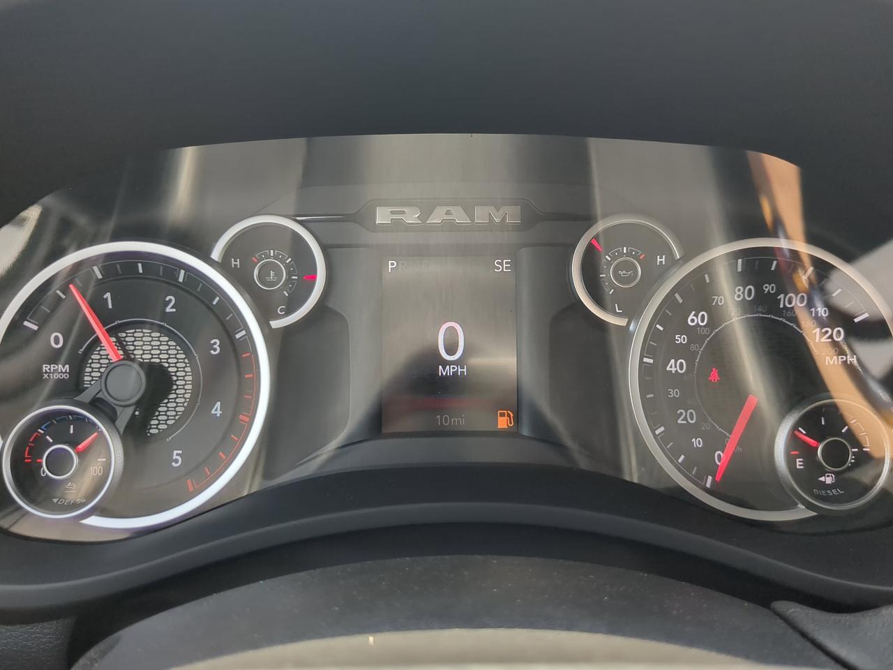 2026 Ram 2500 Black Express Appleton WI