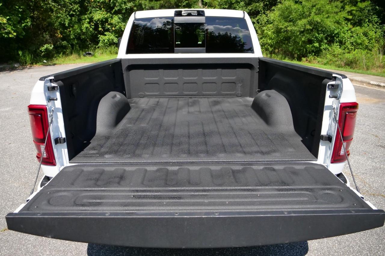 2026 Ram 2500 Laramie 4X4 / Night Edition / MEGA CAB / HO Diesel! Lincolnton NC