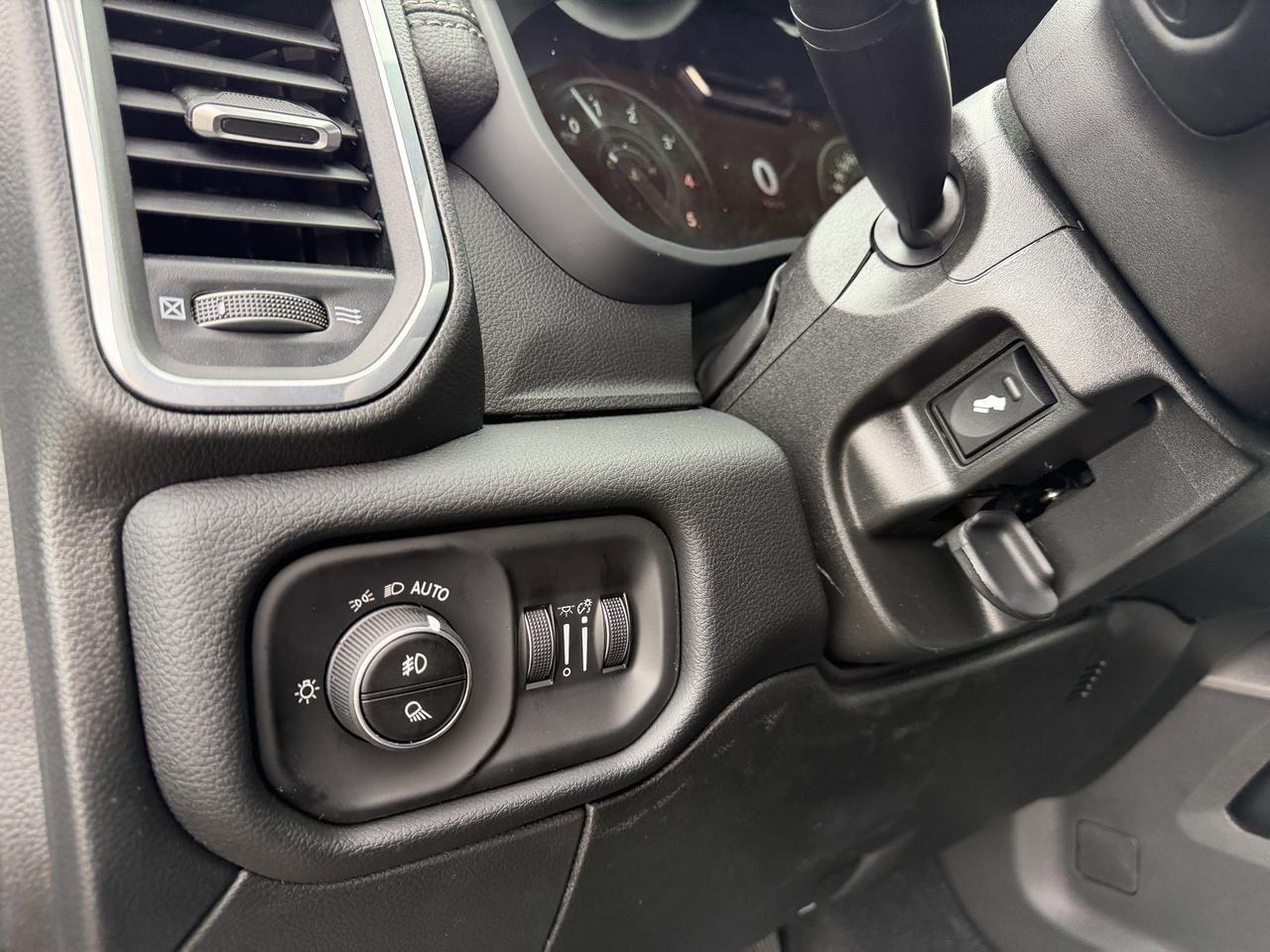 2026 Ram 2500 Laramie Crew Cab 4x4 | Cummins Diesel | Night Edition | 12IN Display | NAV | Leather Heated Seats Redwater AB