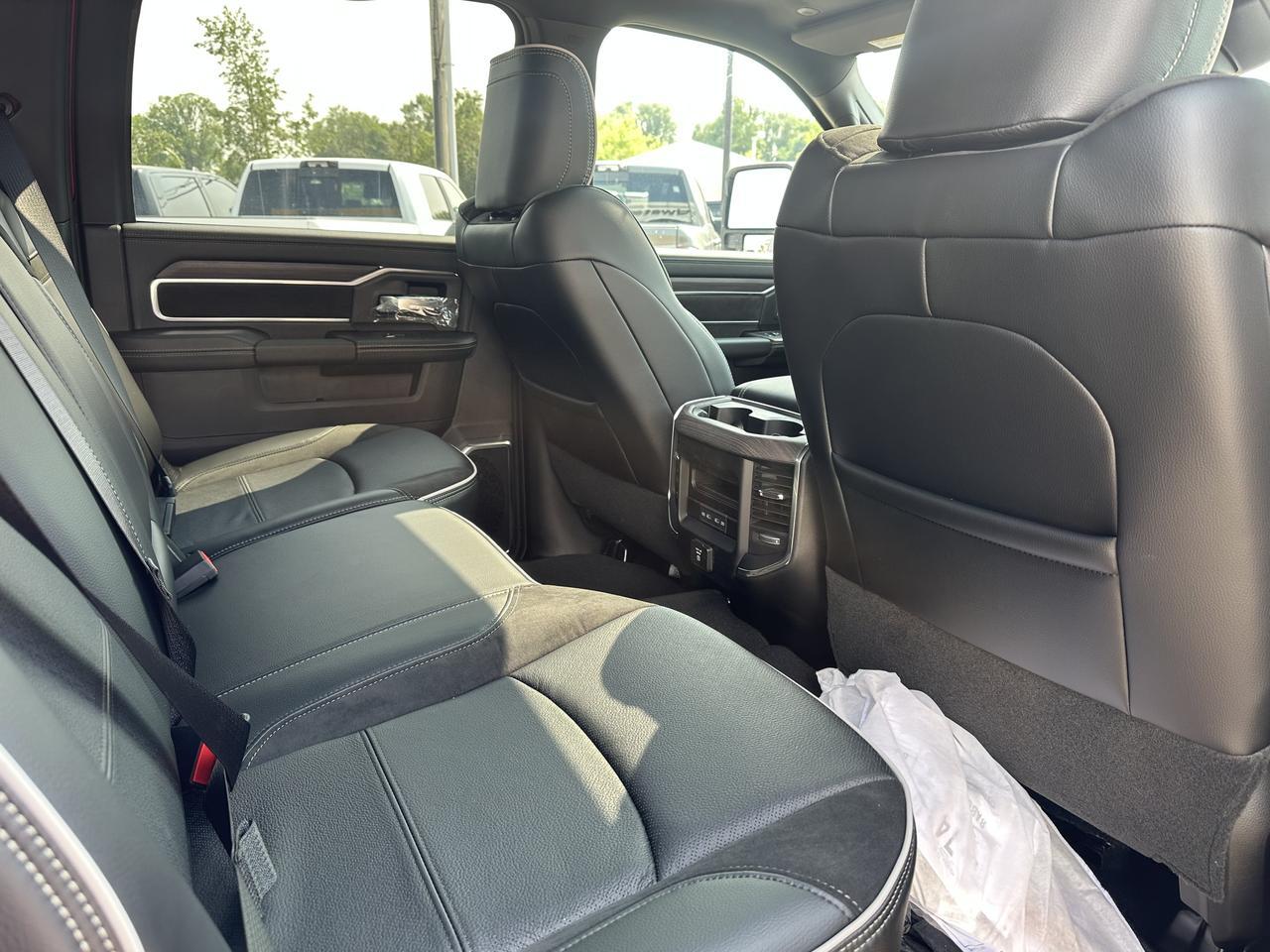 2026 Ram 2500 Laramie Crew Cab 4x4 | HD | Premium Leather | Heated Vented Seats | NAV | Trailer Towing Package Redwater AB