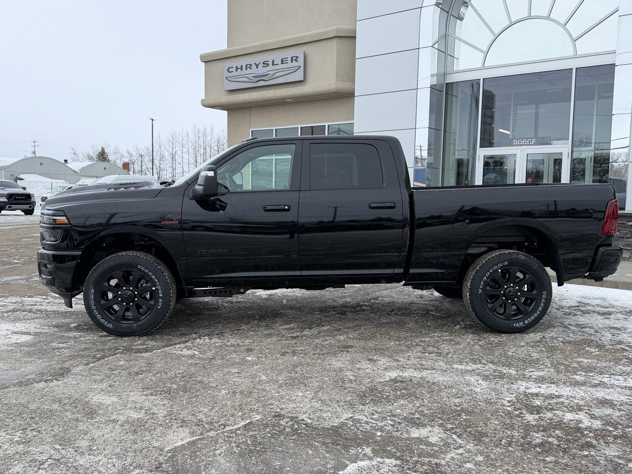 2026 Ram 2500 Laramie Night Edition Crew Cab 4x4 | Cummins Diesel | Sunroof | 12IN Display | NAV | 5th Wheel Prep Redwater AB