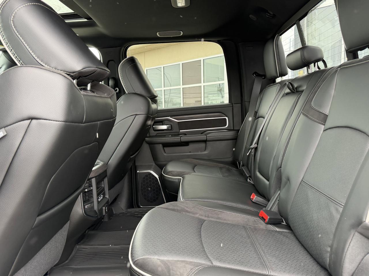 2026 Ram 2500 Laramie Night Edition Crew Cab 4x4 | Cummins Diesel | Sunroof | 12IN Display | NAV | 5th Wheel Prep Redwater AB