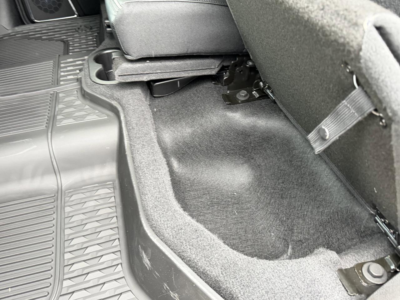 2026 Ram 2500 Laramie Night Edition Crew Cab 4x4 | Cummins Diesel | Sunroof | 12IN Display | NAV | 5th Wheel Prep Redwater AB