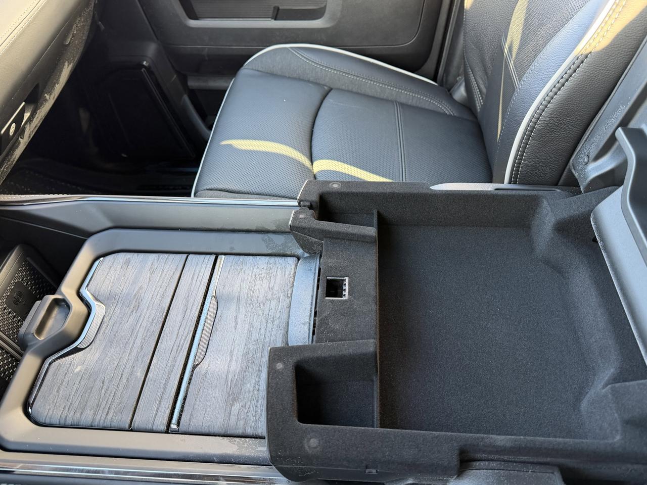 2026 Ram 2500 Limited 4x4 | Cummins Turbo Diesel | Leather Interior | Navigation | Heated Seats | Remote Start Redwater AB