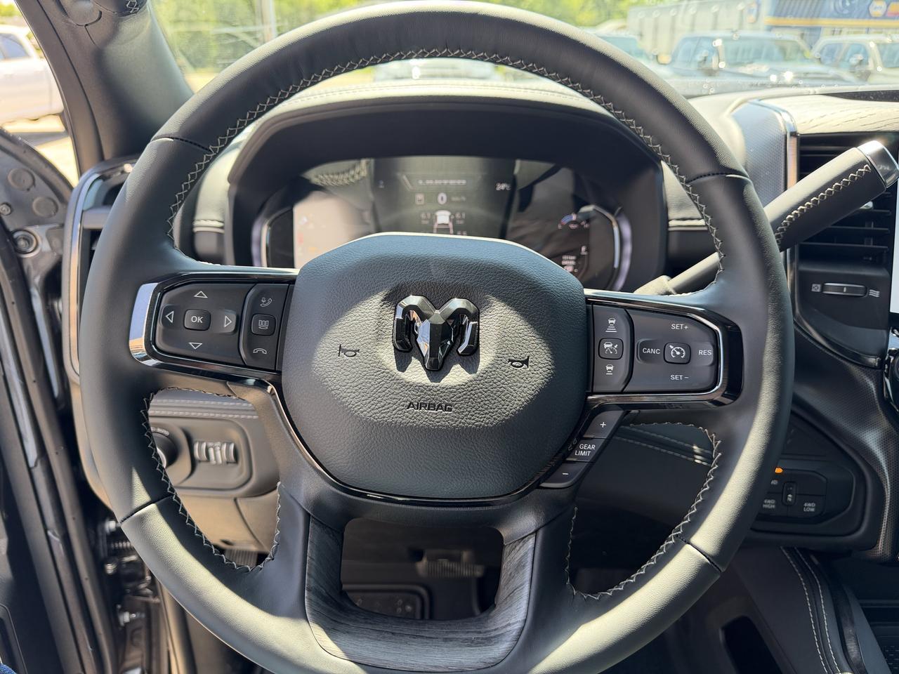 2026 Ram 2500 Limited Crew Cab 4x4 | Cummins Diesel | Premium Leather | NAV | Towing | Auto Leveling Redwater AB