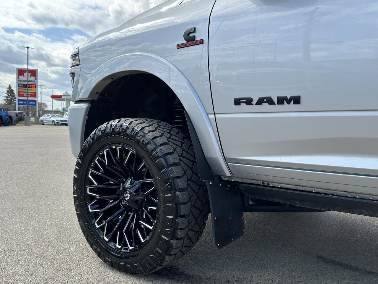 2026 Ram 2500 Limited Crew Cab 4x4 | RIG READY RAM | BDS Lift | Fuel Wheels | 5th Wheel Prep | 360 Camera | Redwater AB