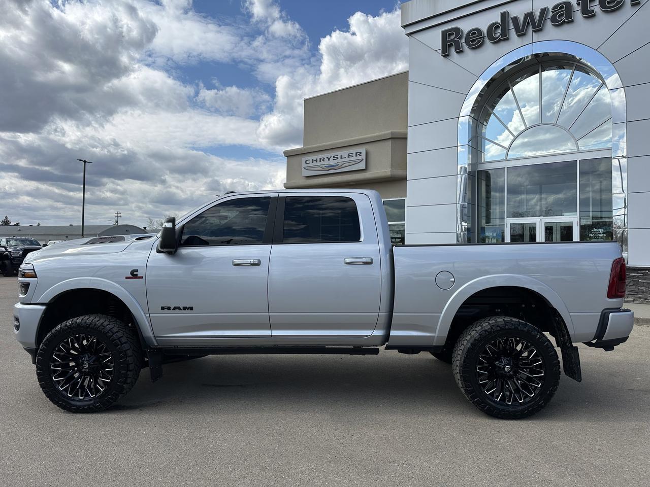 2026 Ram 2500 Limited Crew Cab 4x4 | RIG READY RAM | BDS Lift | Fuel Wheels | 5th Wheel Prep | 360 Camera | Redwater AB