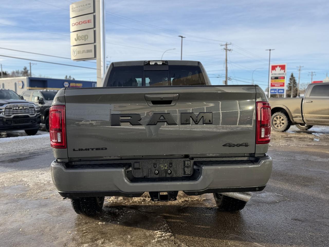 2026 Ram 2500 Limited Night Edition Crew Cab 4x4 | Cummins Diesel | Sunroof | 5th Wheel Prep | Harmon Kardon Audio Redwater AB