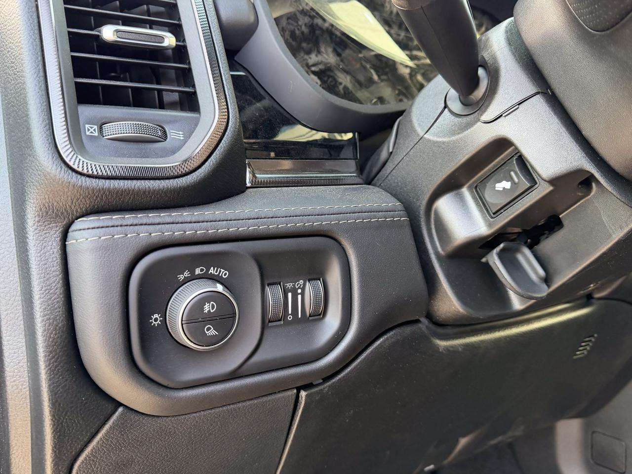 2026 Ram 2500 Power Wagon Crew Cab 4x4 | HEMI V8 | Leather | NAV | Heated Seats | Remote Start | Backup Camera Redwater AB