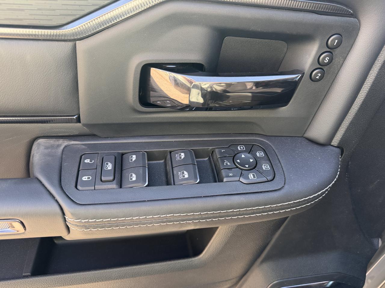 2026 Ram 2500 Rebel Crew Cab 4x4 | Cummins Diesel | Leather Heated Vented Seats | Power Sunroof | NAV | Sport Hood Redwater AB